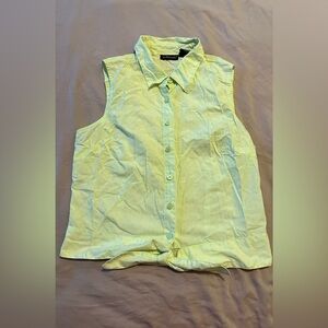 Willi Smith Women's Sleeveless Button-Down Shirt - Light Green Medium
